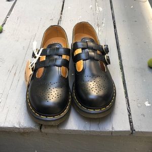 Dr. Martens 8065 Mary Jane NWT